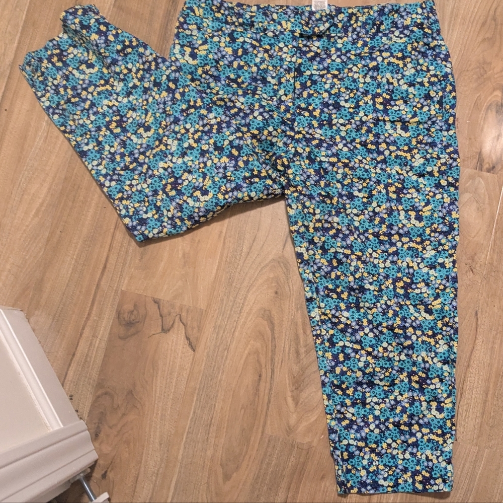 Floral Capris
